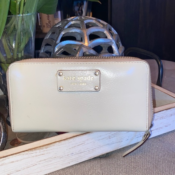 Pre owned Kate Spade Continental beige Wallet Leather - Picture 1 of 11